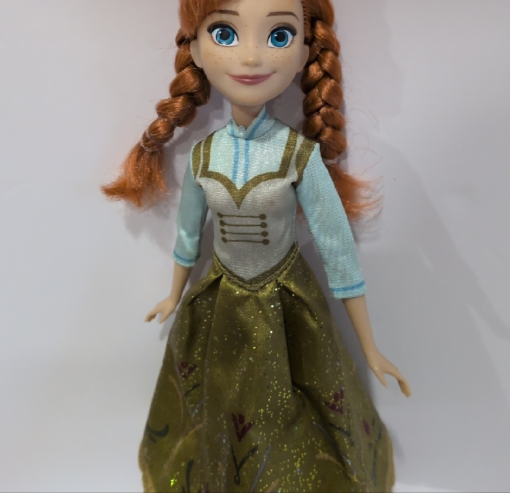 Disney Princess Doll Bundle - Picture 2 of 12